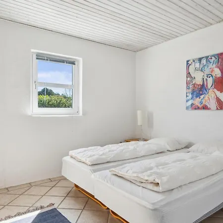 Stunning In With 2 Bedrooms And Internet Casa vacanze