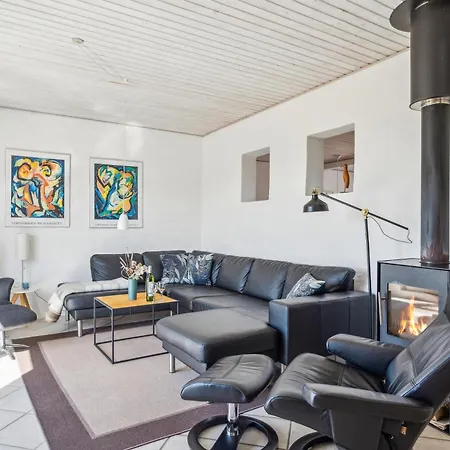 Stunning In With 2 Bedrooms And Internet Ebeltoft